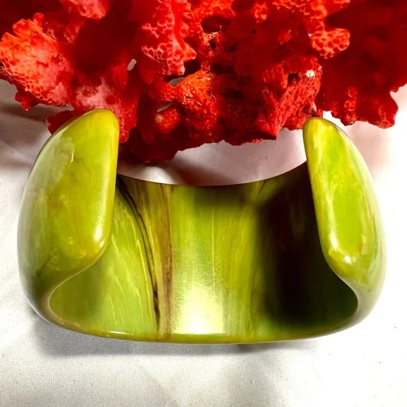 Vintage Yellowgreen Marbled Bakelite Cuff Bracelet “Yves Ste.Laurent like”